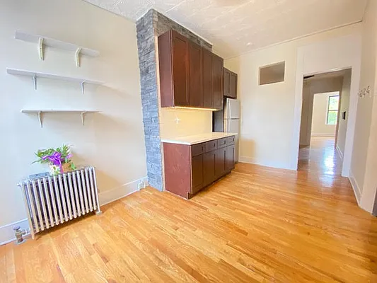 Rented by The InHouse Group | media 2