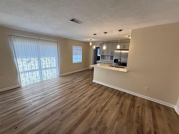 2nd image of 8414 Rinn St