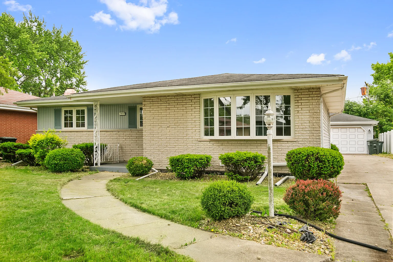 2655 Christina Dr photo 1