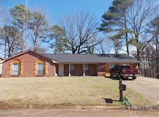 228 Chalet Dr, Grenada, MS 38901