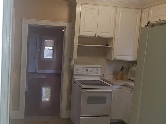2nd image of 75 Clair Ave