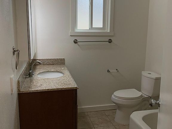 5th image of 2504 N Naomi St #A
