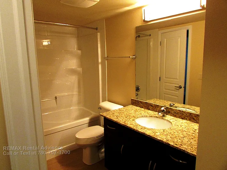 2045 Grantham Ct NW #109 — Photo 7