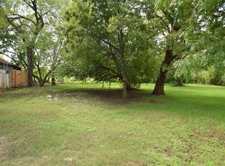 2710 Gray St, Houston, TX 77004