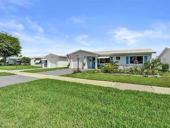 3rd image of 2083 SW 13th Ave