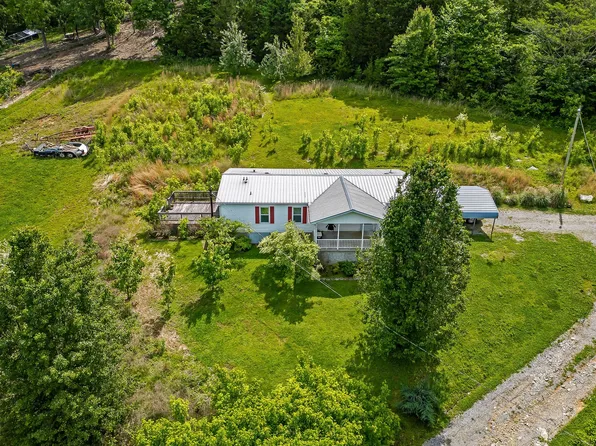 707 Dry Creek Rd, Dowelltown, TN 37059