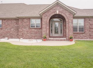 3520 Diamond Ridge Ln, Millstadt, IL 62260