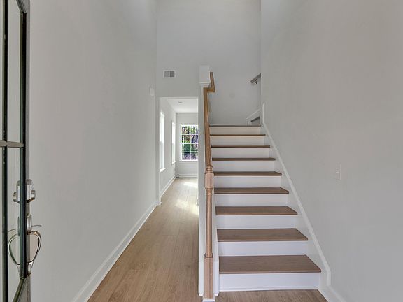 3rd image of 8828 Credence Dr