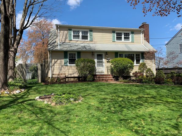 25 Westview Ave Floor 2