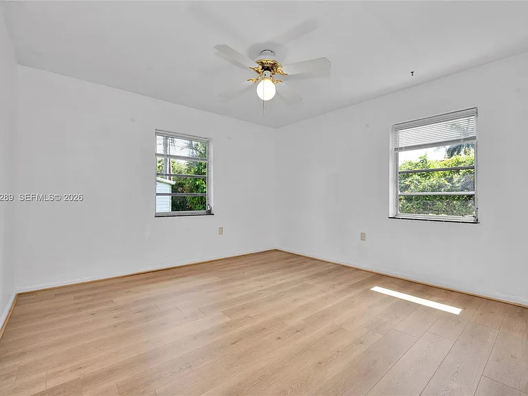 5971 SW 48th St — Photo 15