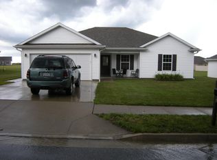 457 Adams St, Centralia, MO 65240