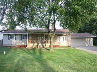 6897 Cheddar Valley Dr, Brighton, MI