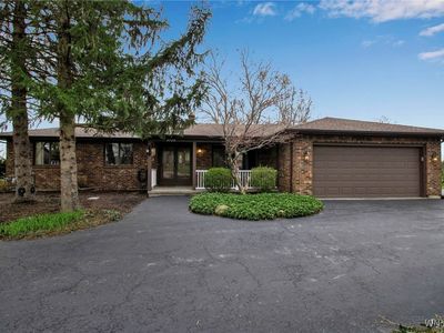 4520 Beach Ridge Rd, Lockport, NY, 14094