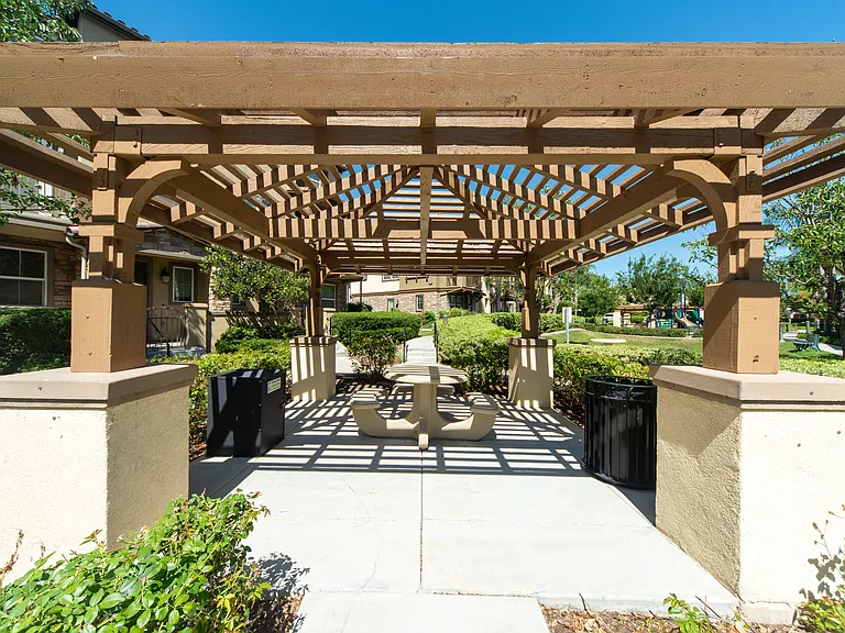 16145 Sereno Ln — Photo 7