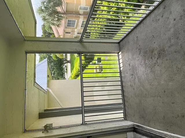 2960 Riverside Dr #318-2 — Photo 7