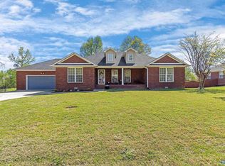 19560 Jordan Ln, Athens, AL 35613