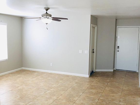4th image of 3128 W Runion Dr