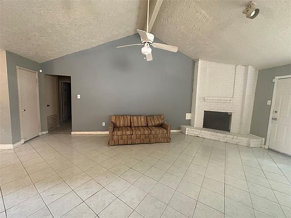 2nd image of 1803 Fresh Meadow Dr