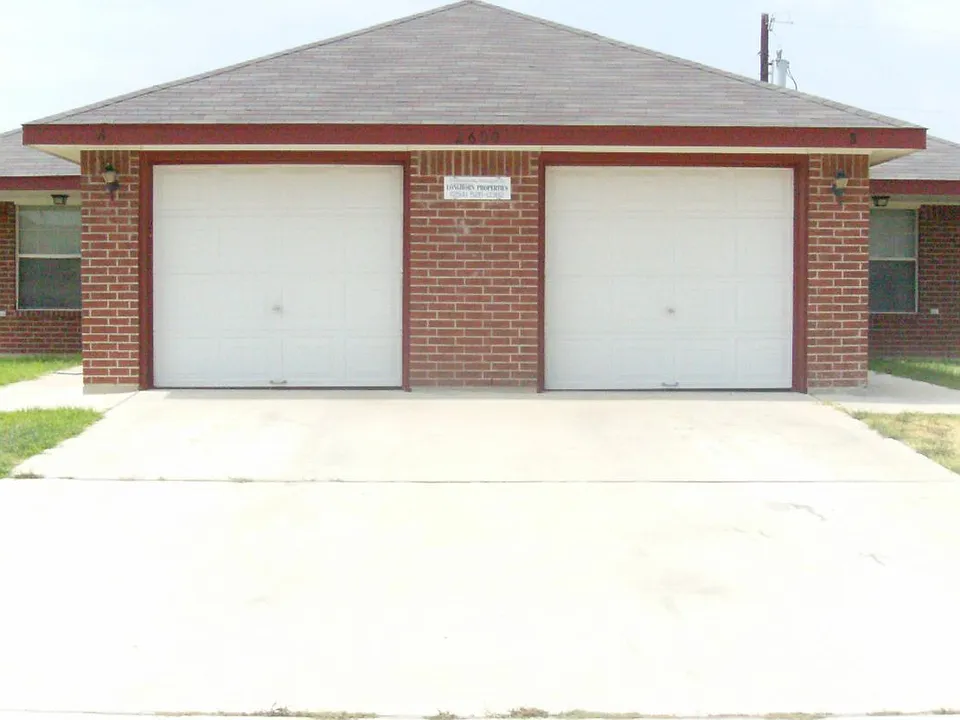 2600 Alma Dr