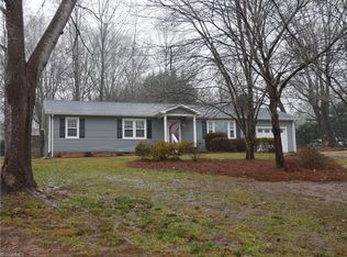 1734 Ramhurst Dr, Clemmons, NC 27012