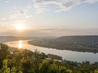 1 Rivers Pointe Dr, Hebron, KY 41048