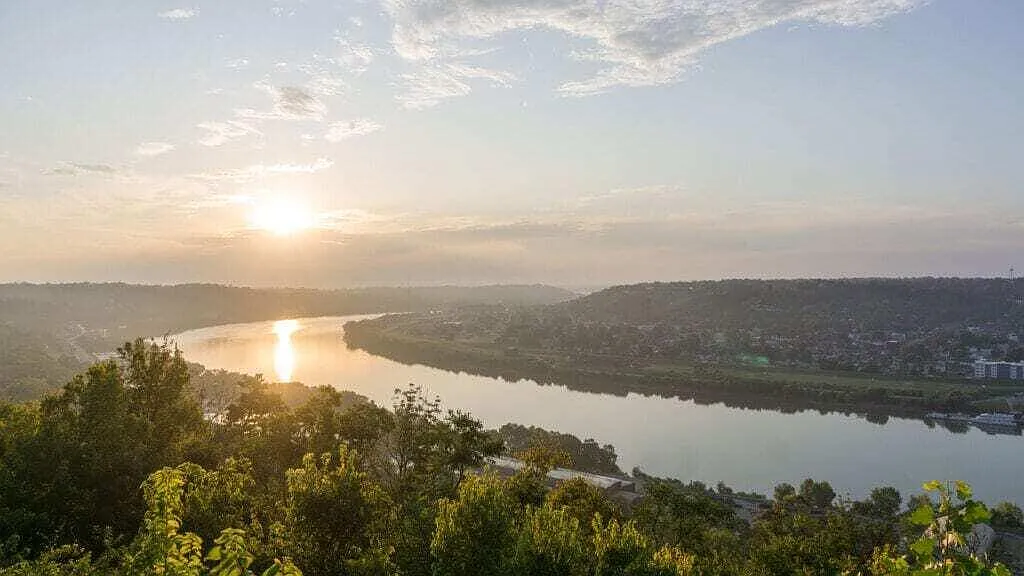1 Rivers Pointe Dr photo 1