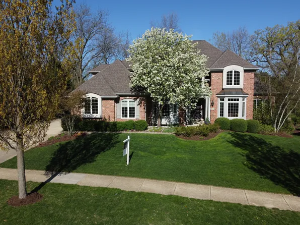 2611 Majestic Oaks Ln, St Charles, IL 60174