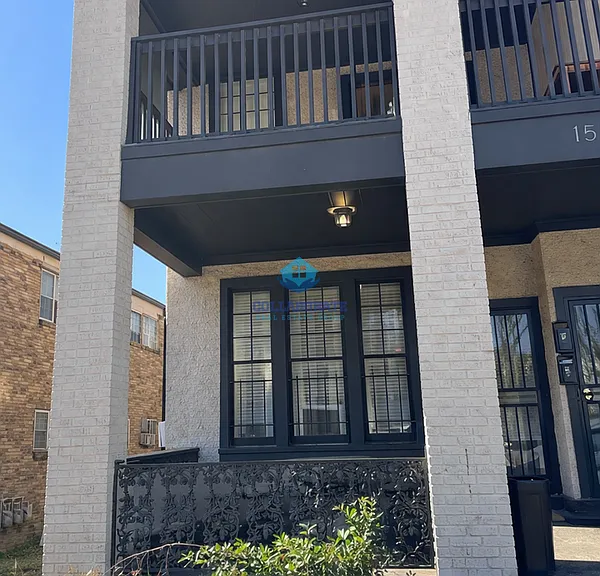 159 Belvedere — Photo 2