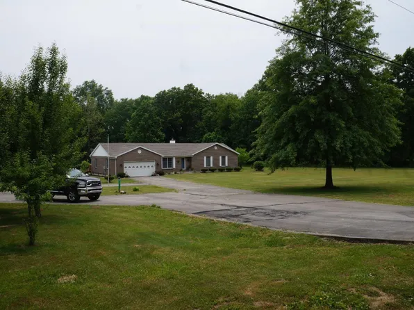 2180 Dean Rd, Bethel, OH 45106