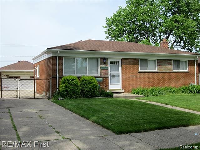 1st image of 30727 Roan Dr