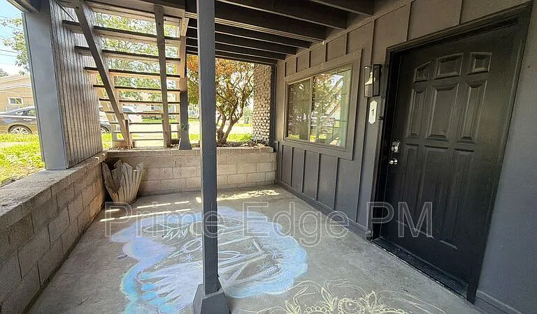 1109 N 28th St #1 — Photo 3