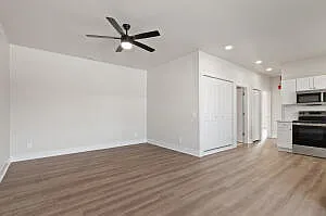 1215 Corporate Dr — Photo 2