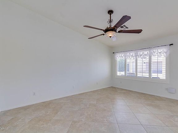 3rd image of 1351 E La Costa Dr