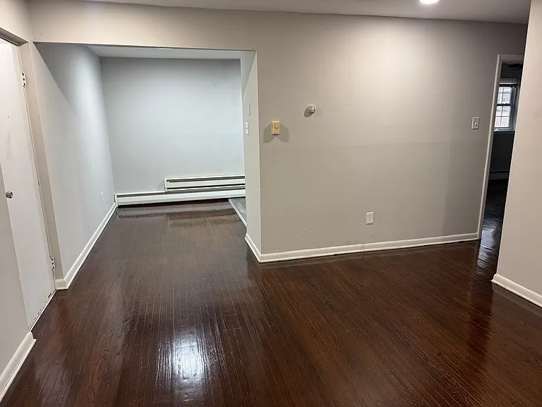 210 Trinity Ave — Photo 7