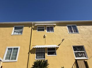 23 Peroly Ct, Oakland, CA