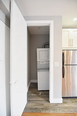 Rented by Bohemia Realty Group | media 9