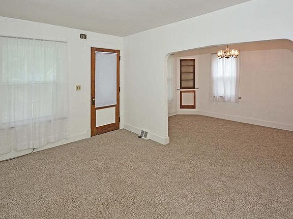 4th image of 4114 Tuxedo Ave