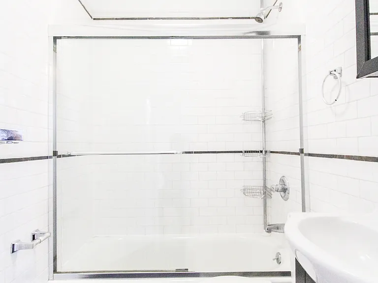 35 2nd St #3 — Photo 6