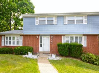 443 Old Hickory Dr, Pittsburgh, PA