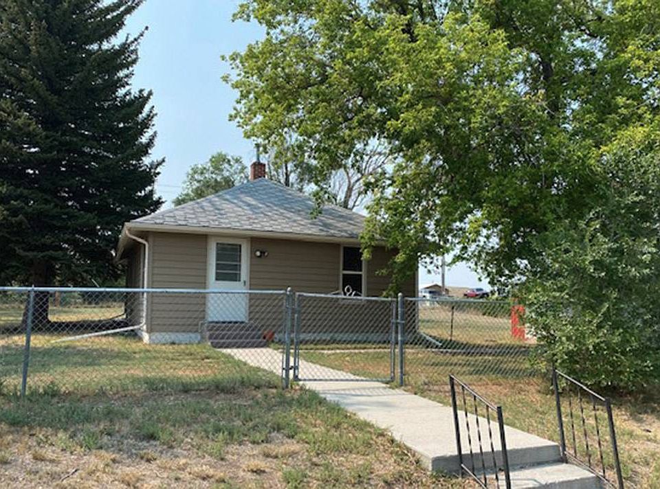 1st image of 304 Copper Ave