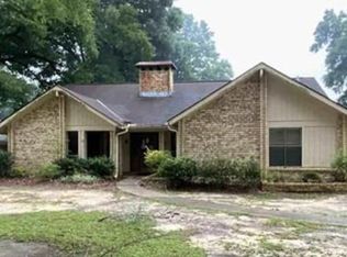 562 Vaughn Dr N, Satsuma, AL 36572
