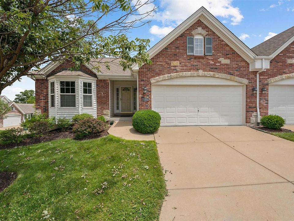 1st image of 176 Lindbergh Place Dr