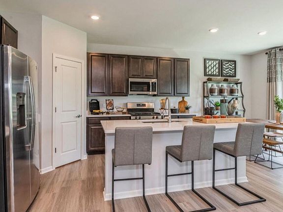 2nd image of 11476 Hancock Dr
