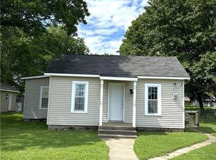 108 W Main St, Arma, KS 66712