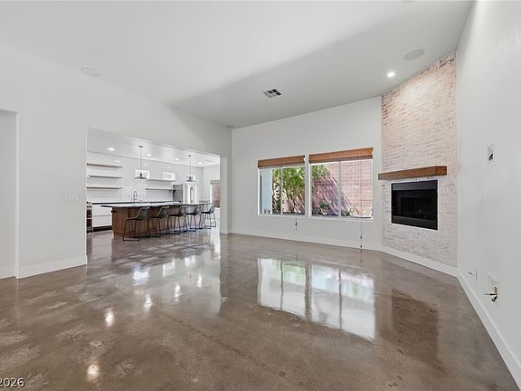 3rd image of 1053 Golden Splendor Ct