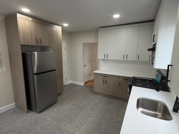 133 E Grant Ave #G1, Roselle Park, NJ 07204