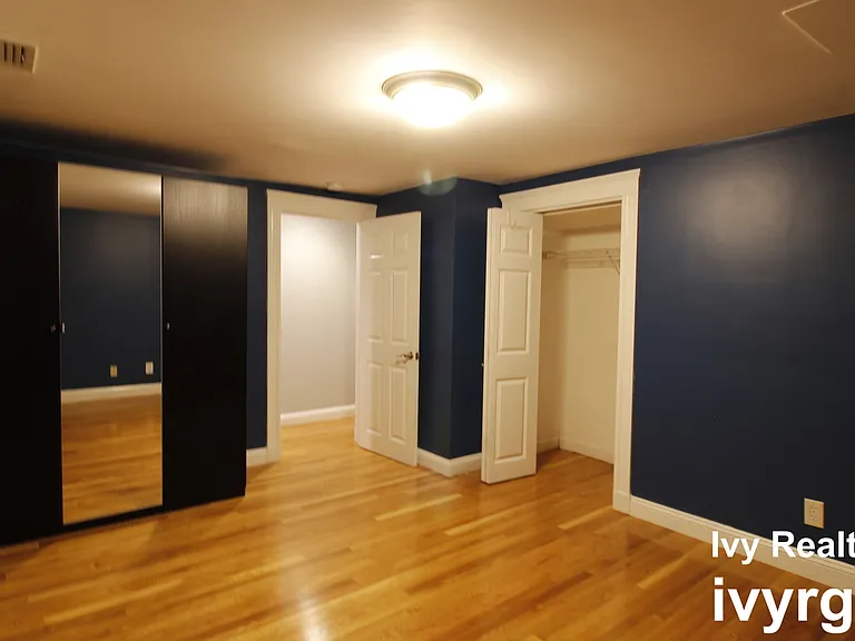 86 Mount Vernon St #1 — Photo 16