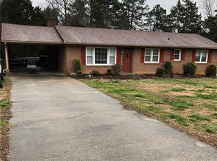 353 Cedar Dr, Winston Salem, NC 27107