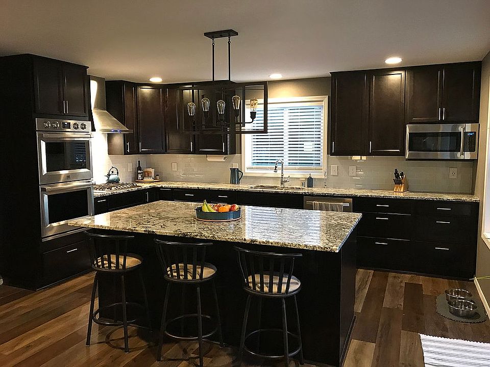 2nd image of 8917 N Thorne Ln SW