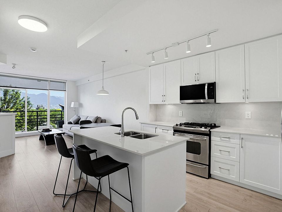 1st image of 298 E 11th Ave #407